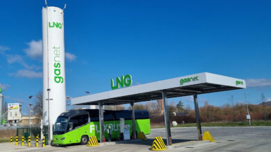 Na LNG od GasNetu jezdí první autobusy v Česku