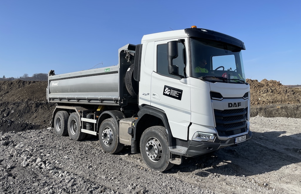 DAF XFC 480 8×4 v ostrém stavebním provozu