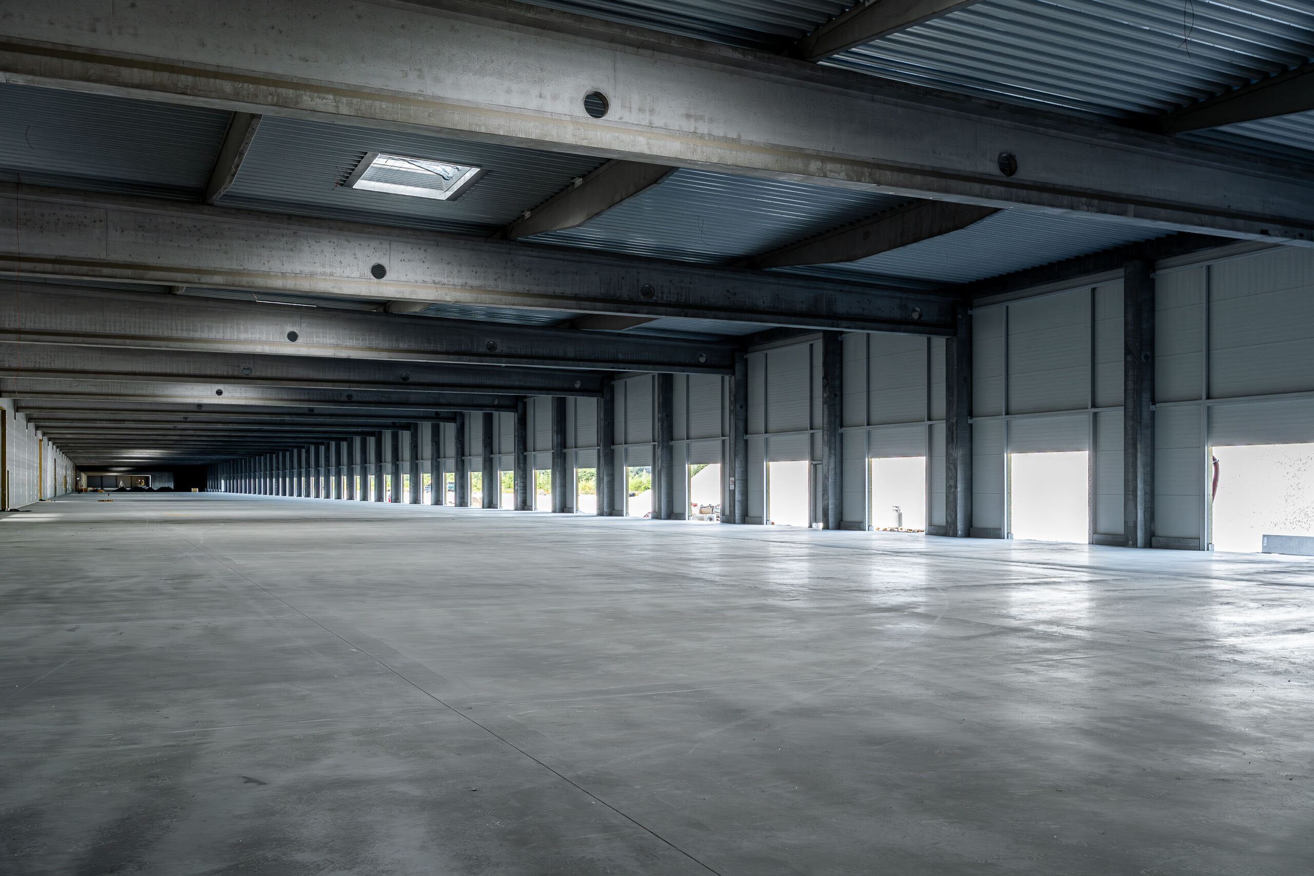 Společnost DP World byla vybrána jako logistický operátor pro nové zámořské distribuční centrum Gridarch BMW Group v Ostrava Airport Multimodal Parku.