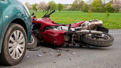 Motorkářská sezóna začíná. Riziko roste rychleji než teploty