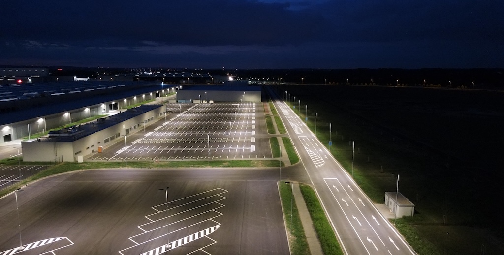 Nové logistické centrum spouští v Mošnově pilotní provoz