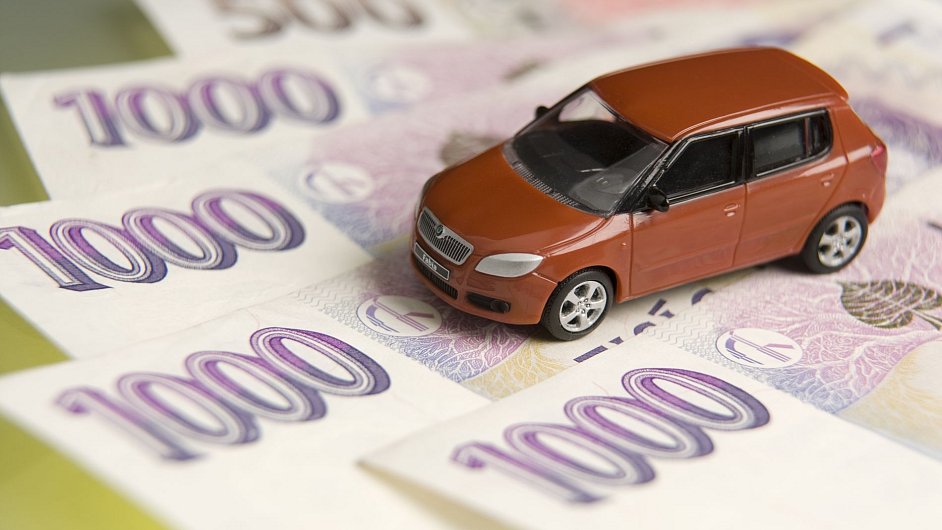 Leasing a úvěry dál dynamicky rostou