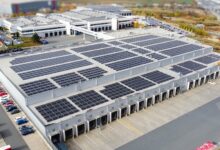Umělá inteligence nově řídí energii v centrále a skladech BILLY