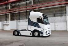 Volvo představuje speciální edici nákladních vozidel k oslavě výročí značky