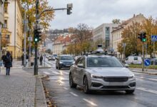 Autonomní auto potřebuje vědět, co je za zatáčkou