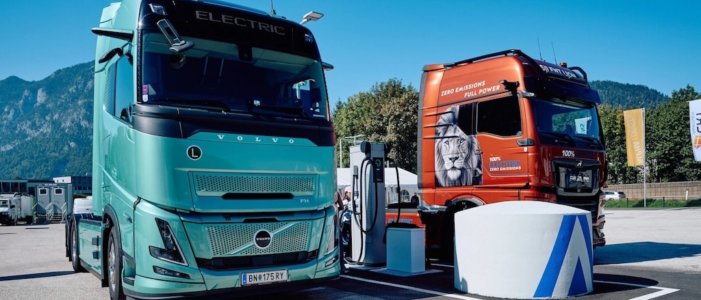 Siemens a OMV instalovaly ultravýkonná dobíjecí místa pro elektrické nákladní automobily na trase Brenner