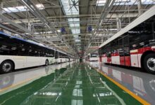 Uvnitř autobusového kolosu